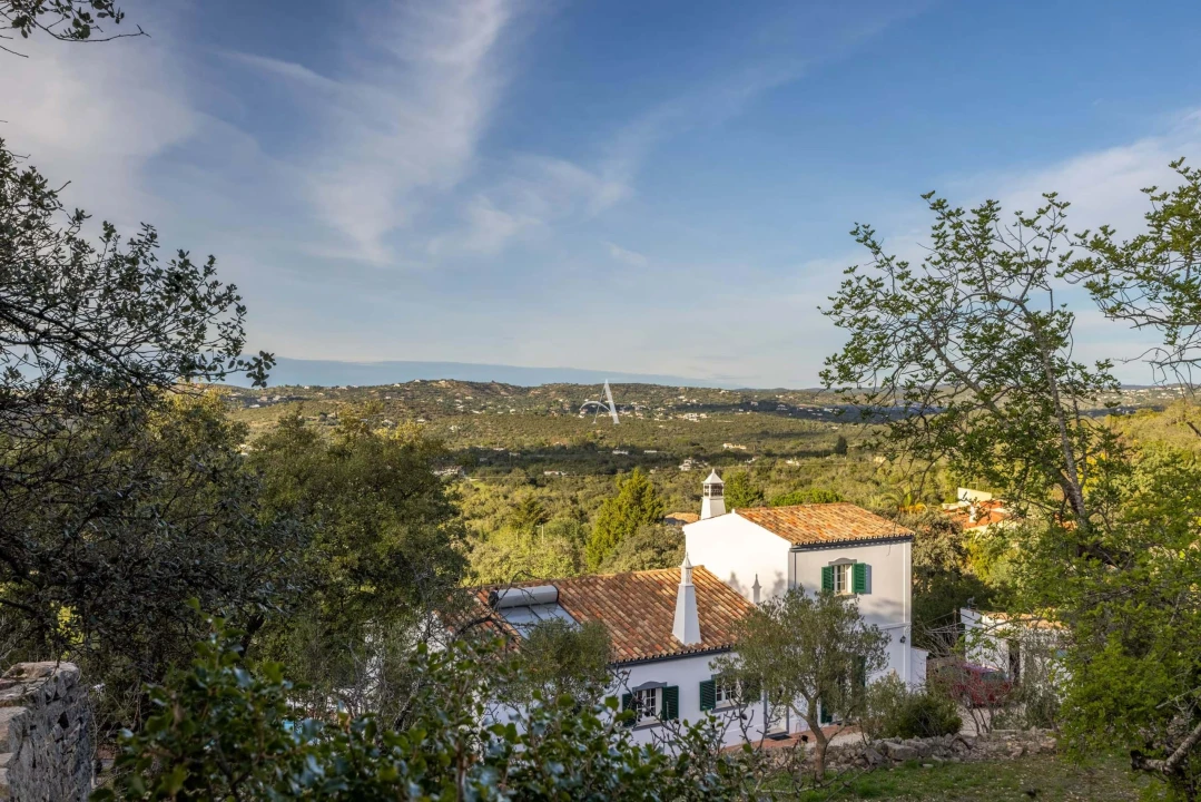 Apartamento T3 para Venda em Santa Barbara de Nexe Foto 39