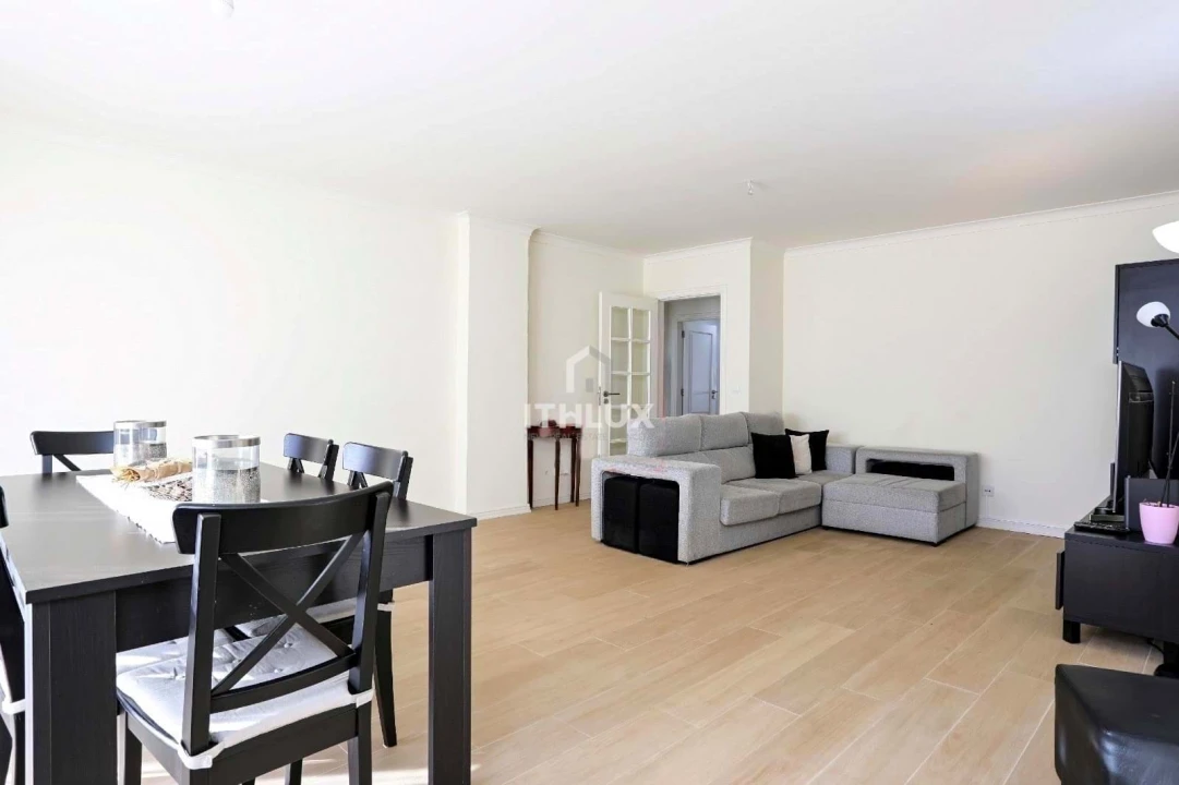 Apartamento T3 para Venda em São Domingos de Rana Foto 8