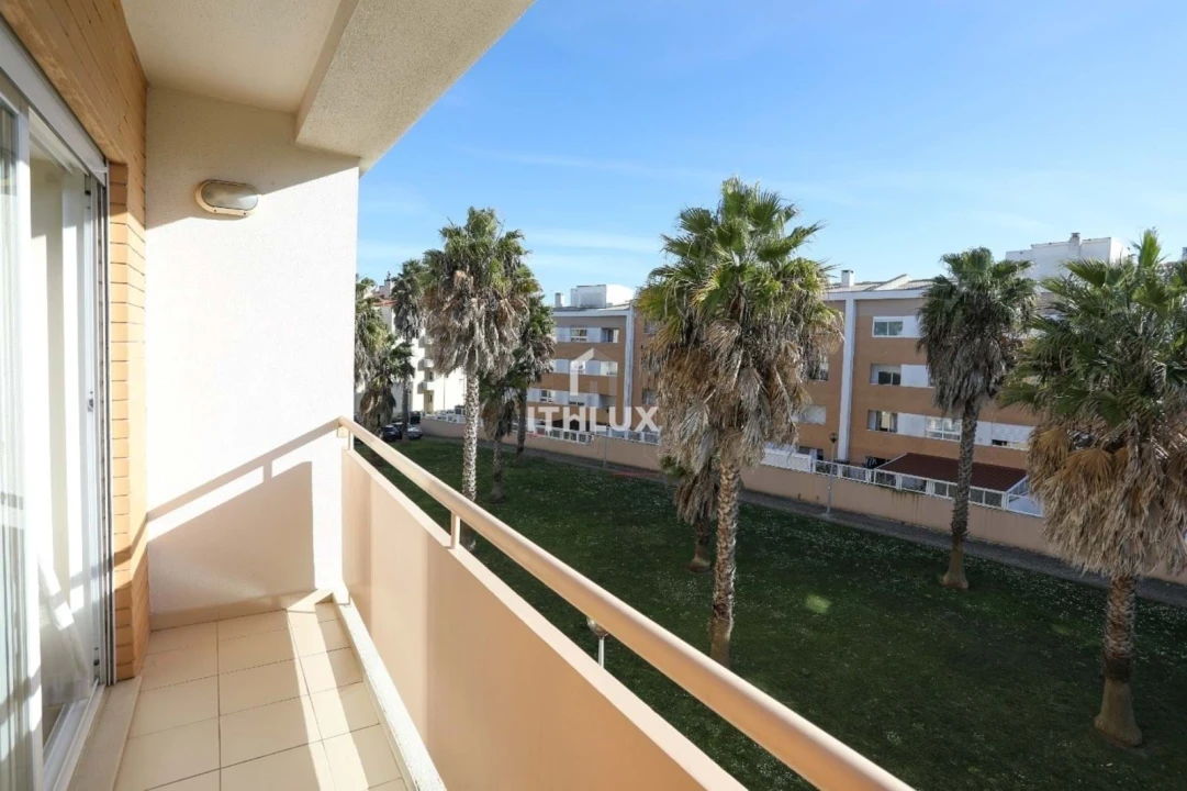 Apartamento T3 para Venda em São Domingos de Rana Foto 1