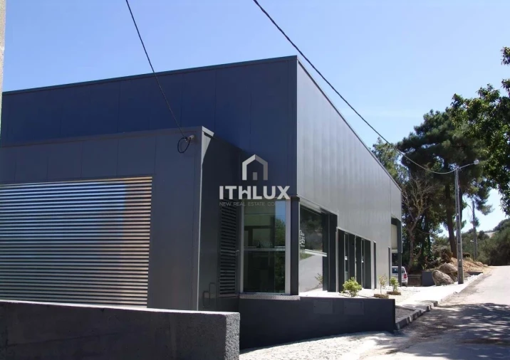 Armazém para Venda em Santa Cruz