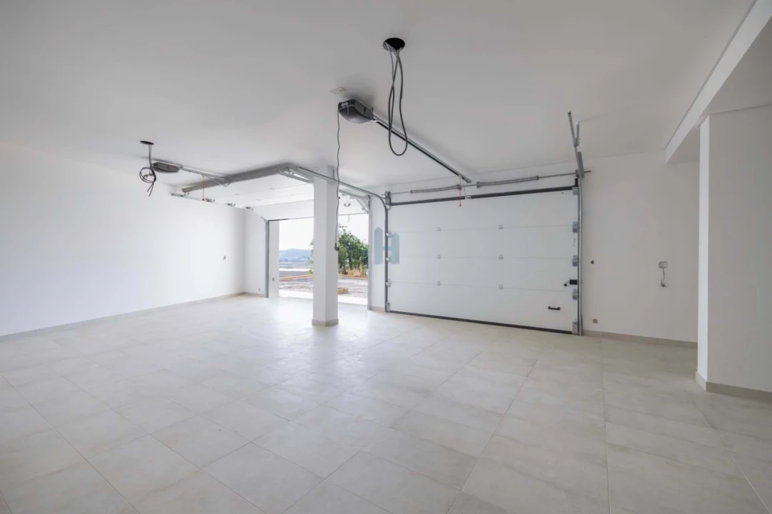 Moradia T4 para Venda em São Silvestre Foto 12