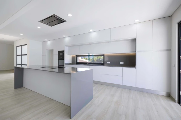 Moradia T3 para Venda em Mexilhoeira Grande Foto 10