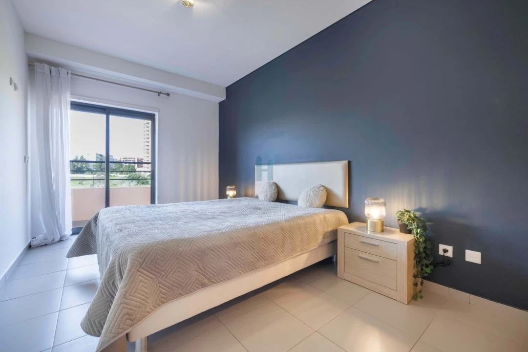 Apartamento T2 para Venda em Portimão Foto 5