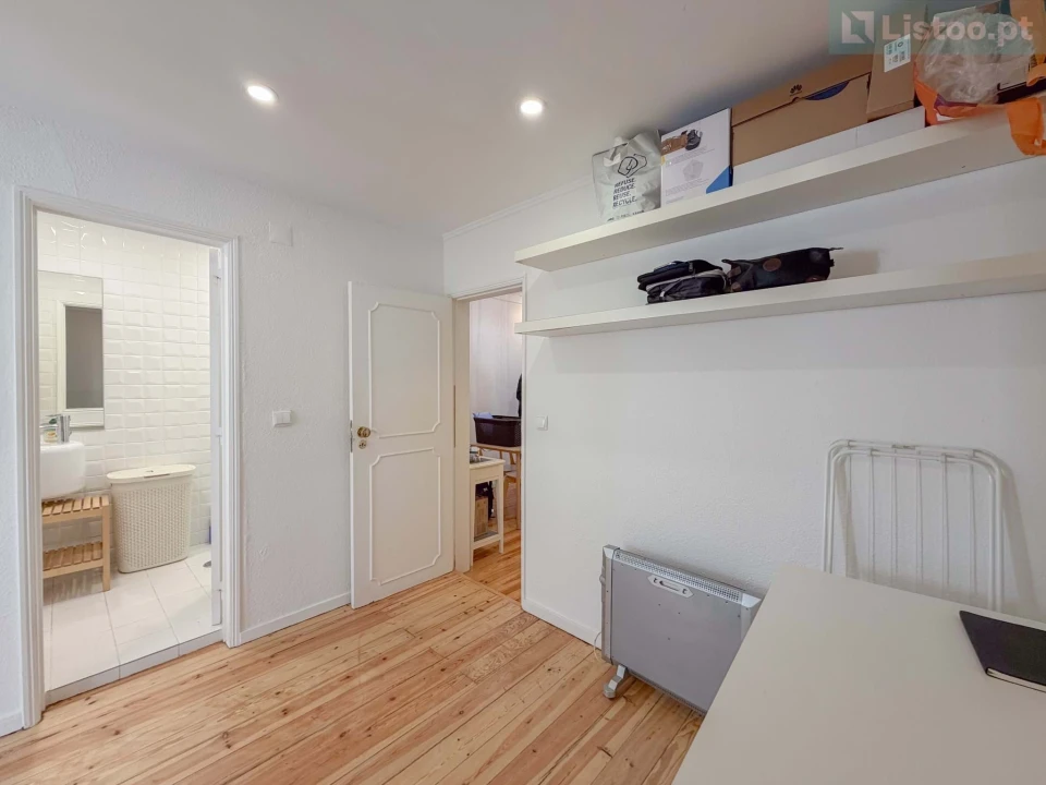 Apartamento T1 para Venda em Misericórdia Foto 13