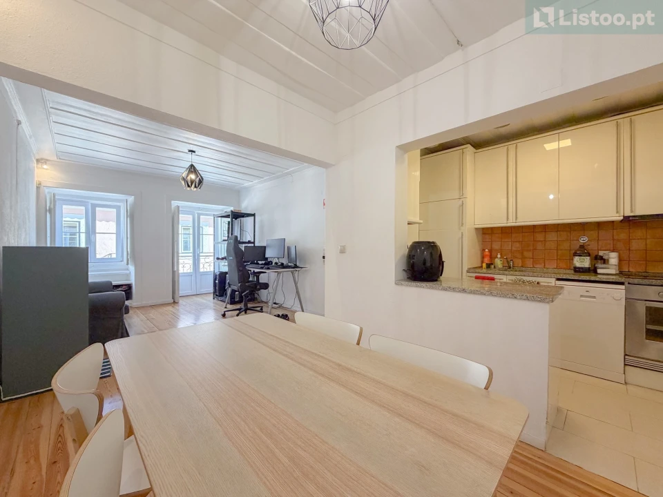 Apartamento T1 para Venda em Misericórdia Foto 3