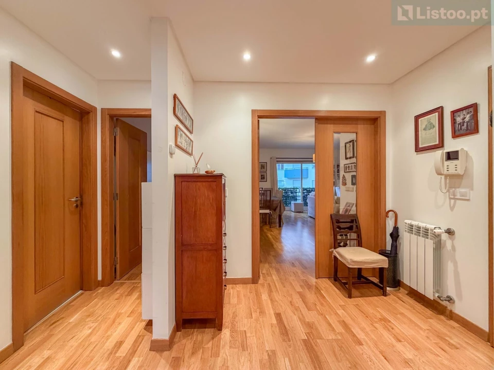 Apartamento T2 para Venda em Ajuda Foto 3