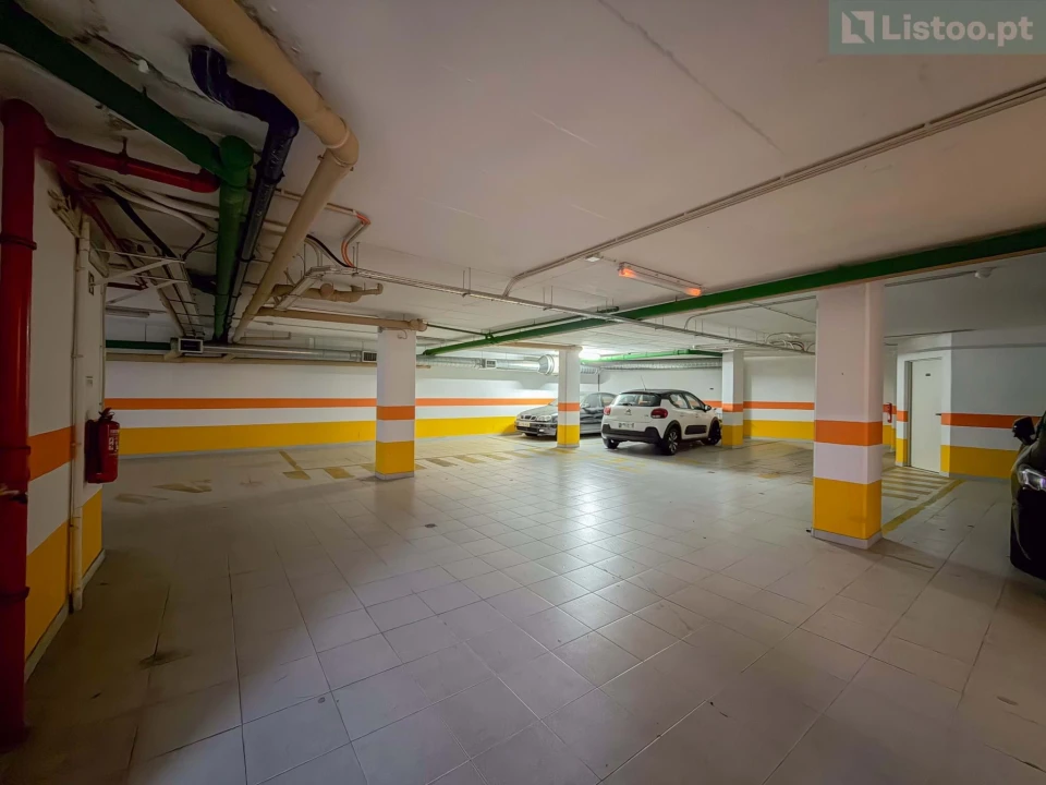 Apartamento T2 para Venda em Ajuda Foto 27