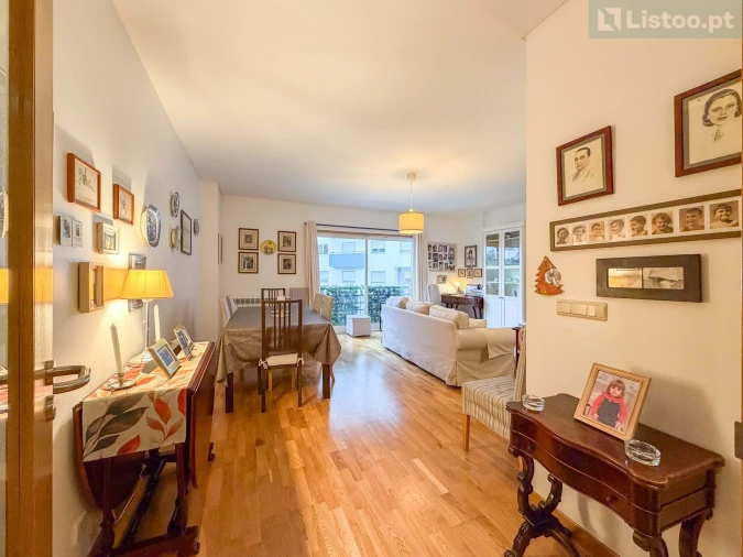 Apartamento T2 para Venda em Ajuda Foto 6