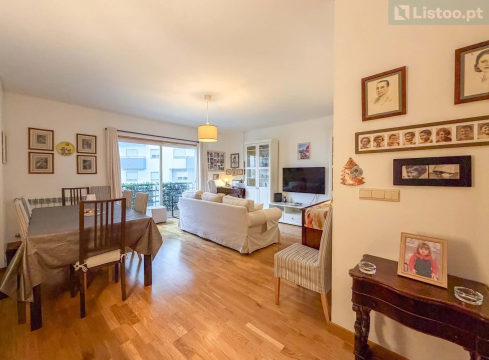 Apartamento T2 para Venda em Ajuda Foto 9