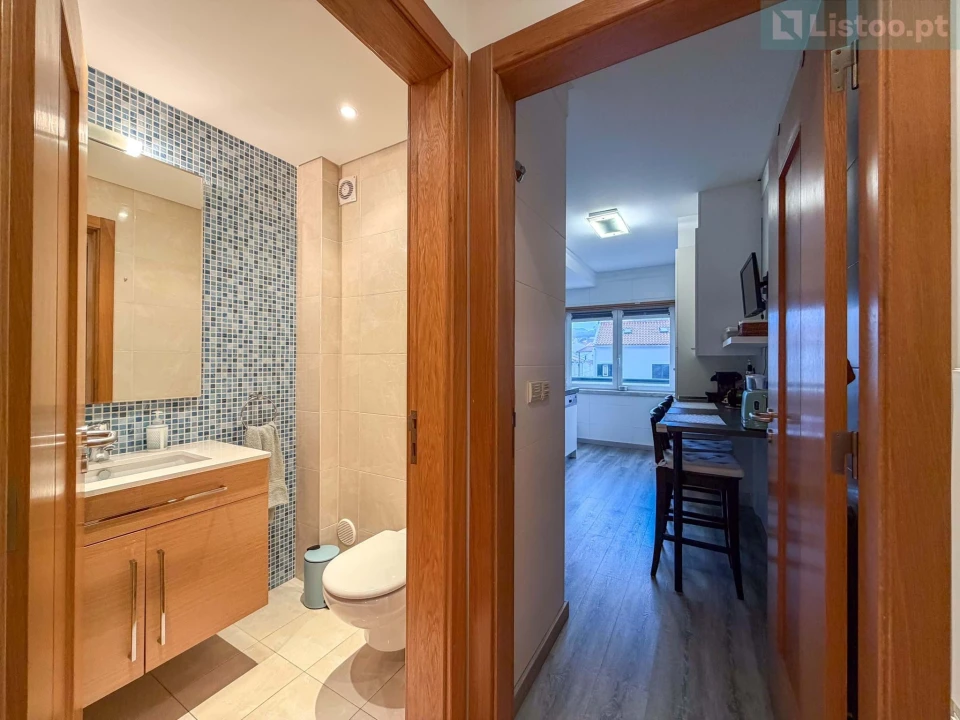 Apartamento T2 para Venda em Ajuda Foto 15