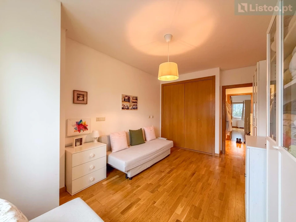 Apartamento T2 para Venda em Ajuda Foto 23