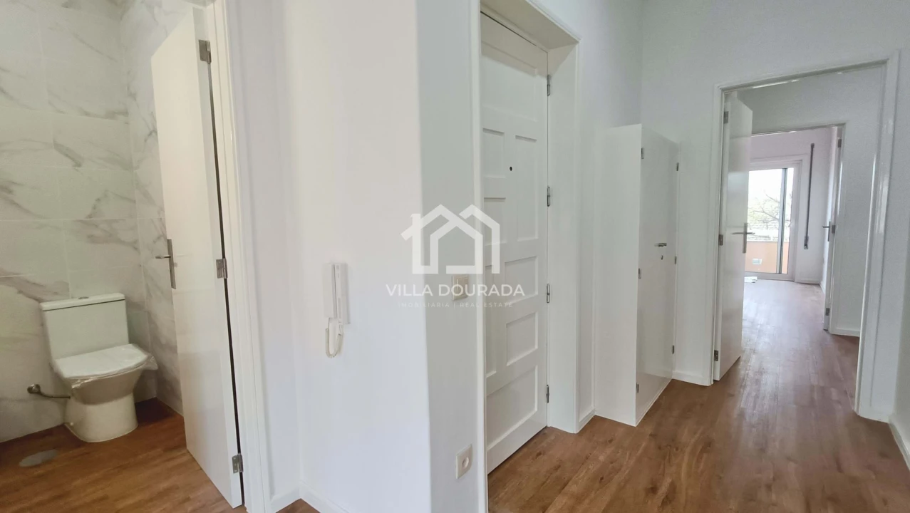 Apartamento T3 para Venda em Aguas Santas Foto 19