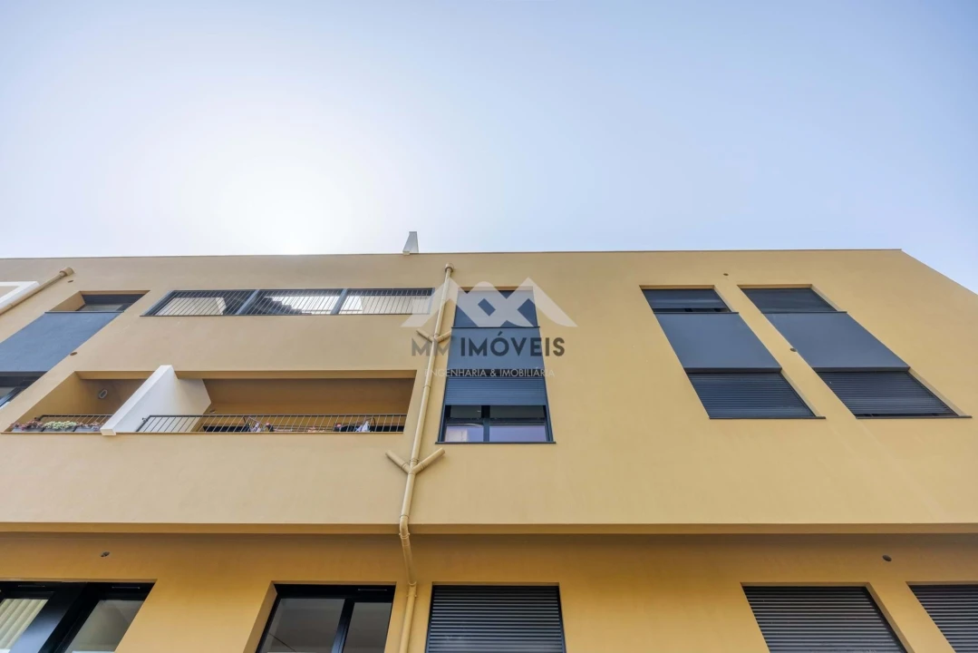 Apartamento T2 para Venda em Argoncilhe Foto 24