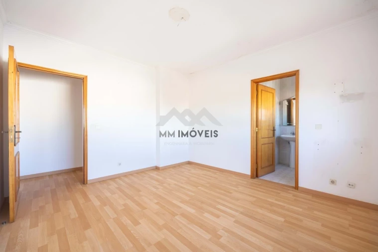 Apartamento T2 para Venda em Santa Marinha e São Pedro da Afurada Foto 18