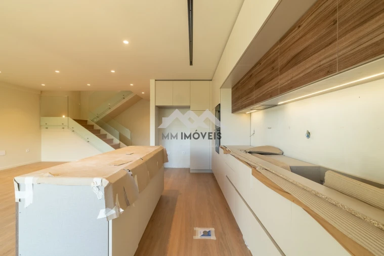 Moradia T3 para Venda em Fânzeres e São Pedro da Cova Foto 34