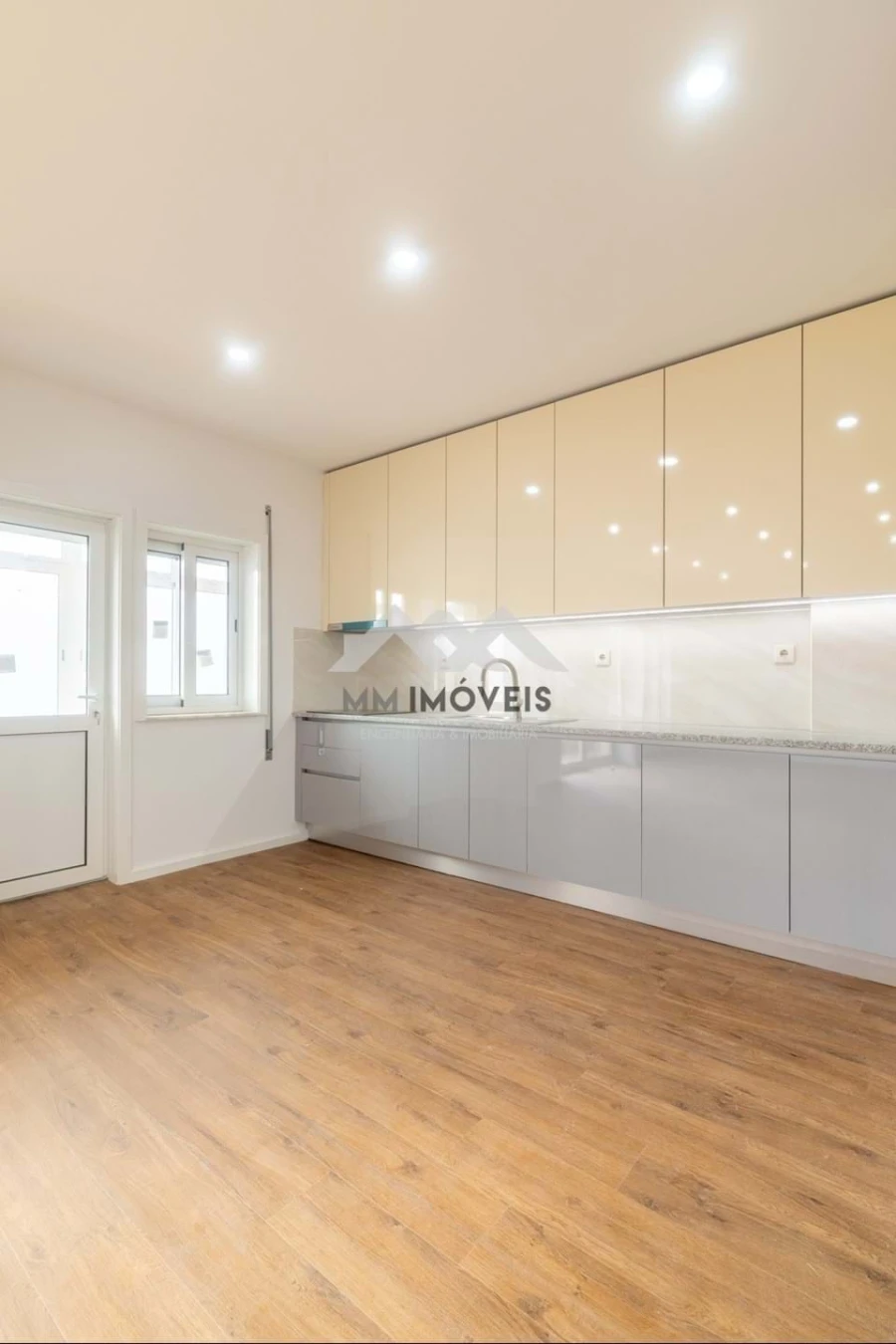 Apartamento T3 para Venda em Aguas Santas Foto 31