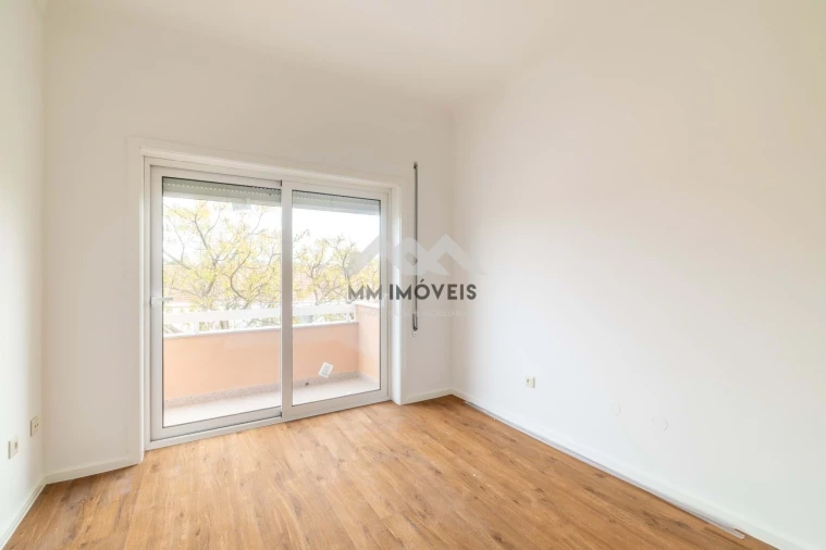 Apartamento T3 para Venda em Aguas Santas Foto 16