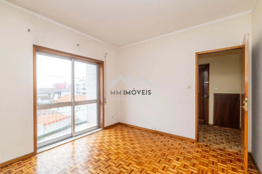 Apartamento T2 para Venda em Ermesinde Foto 4