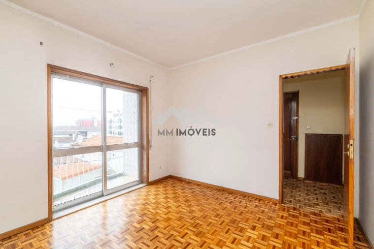 Apartamento T2 para Venda em Ermesinde Foto 4