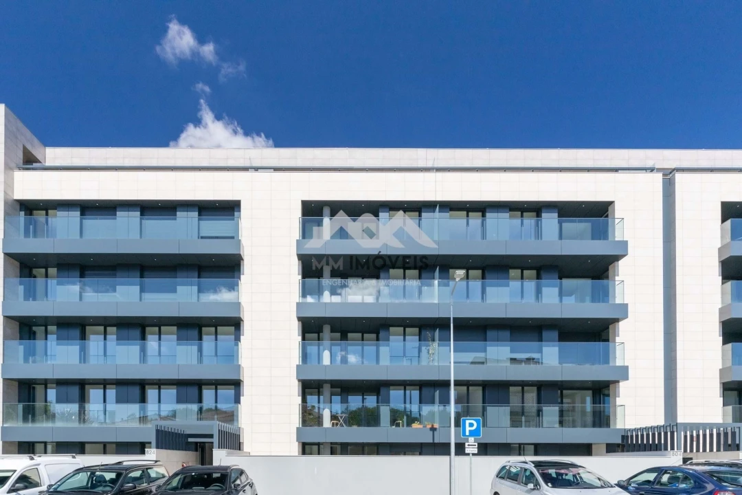 Apartamento T4 para Venda em Paranhos Foto 31