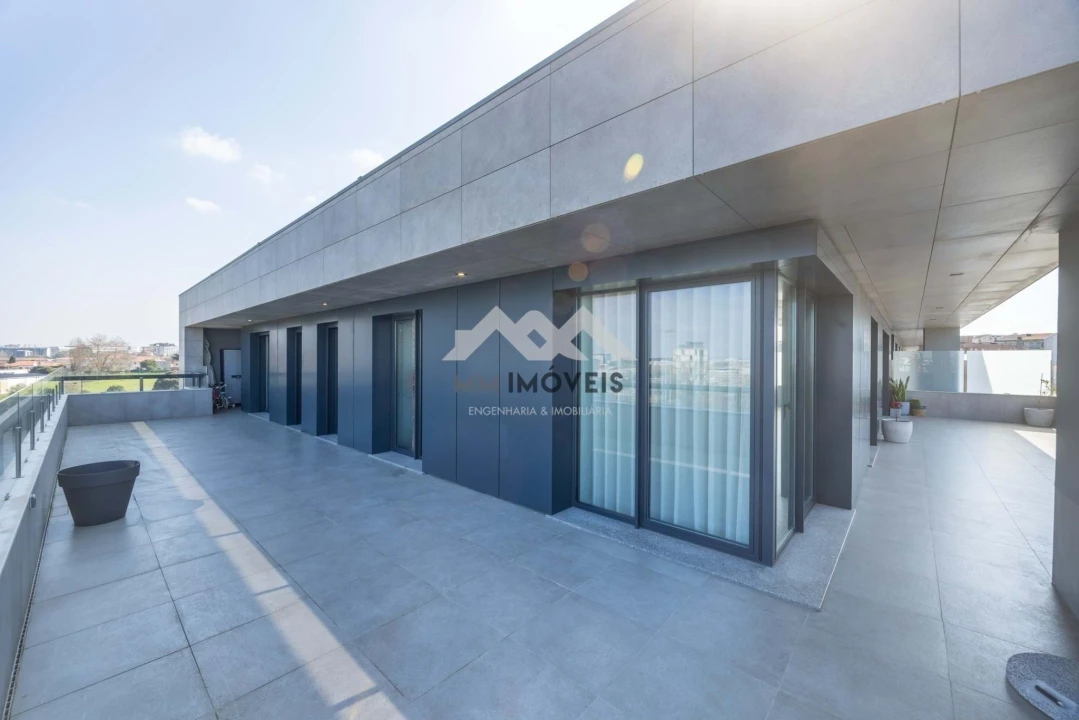 Apartamento T4 para Venda em Paranhos Foto 28