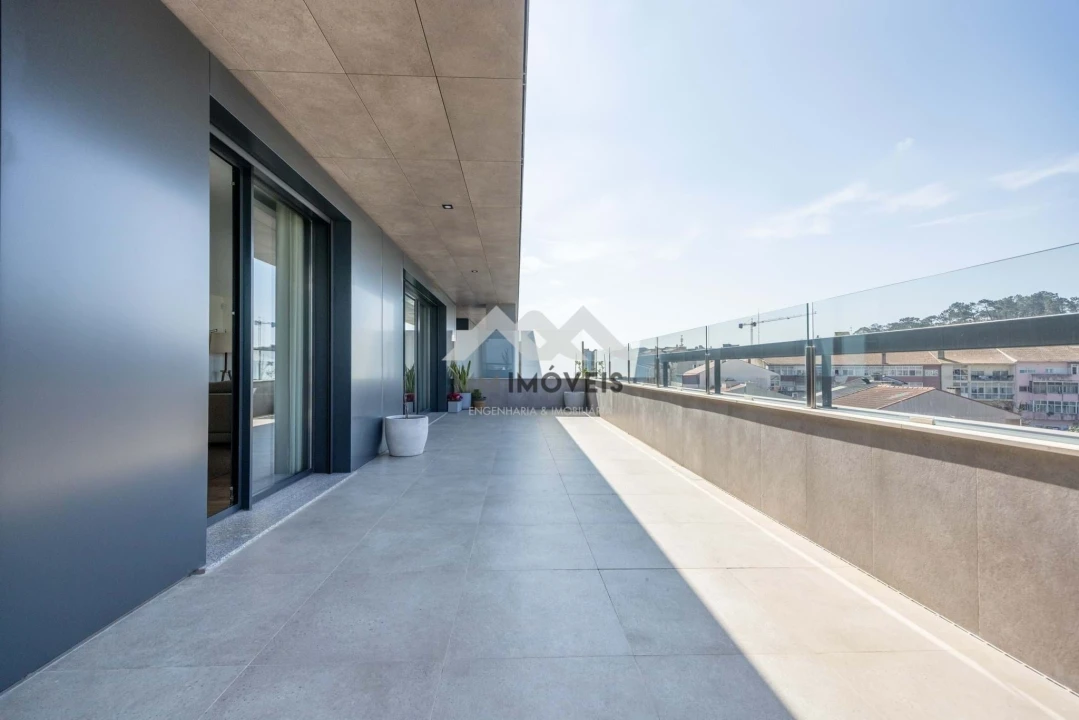 Apartamento T4 para Venda em Paranhos Foto 62