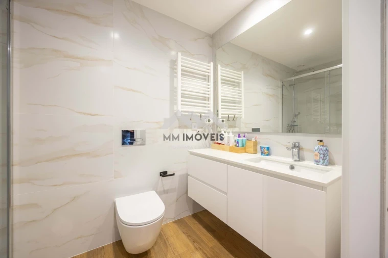 Apartamento T4 para Venda em Paranhos Foto 50