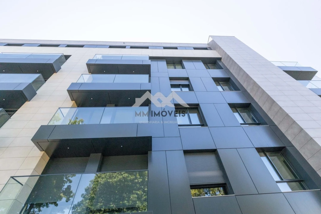 Apartamento T4 para Venda em Paranhos Foto 34