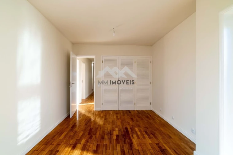 Moradia T4 para Venda em Matosinhos e Leça da Palmeira Foto 44