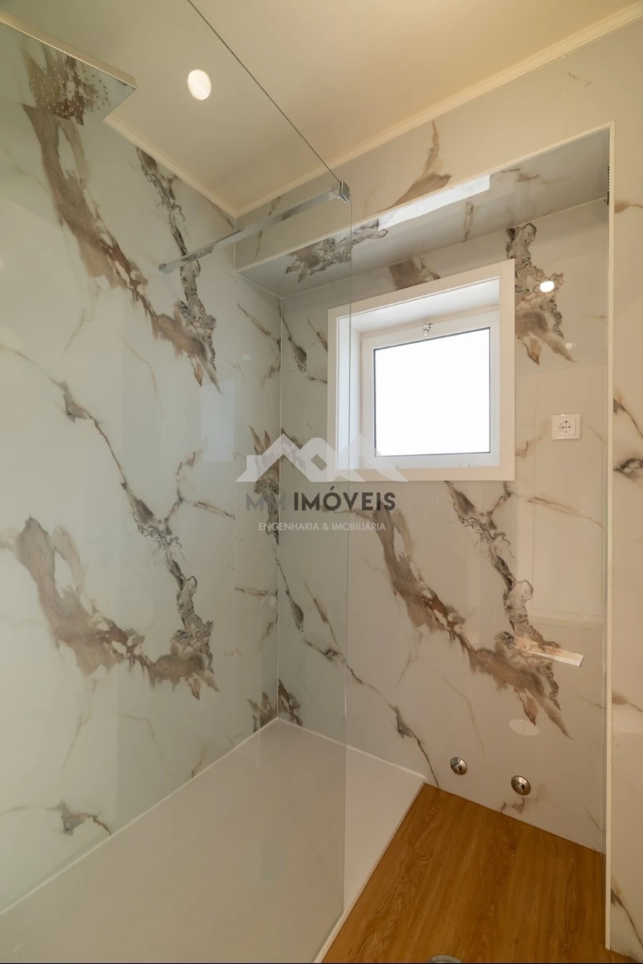 Moradia T4 para Venda em Matosinhos e Leça da Palmeira Foto 49