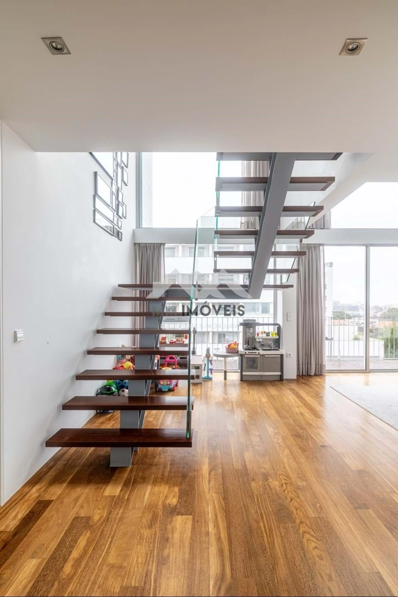 Apartamento T4 para Venda em Santa Marinha Foto 63