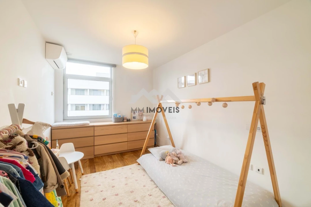 Apartamento T4 para Venda em Santa Marinha Foto 76