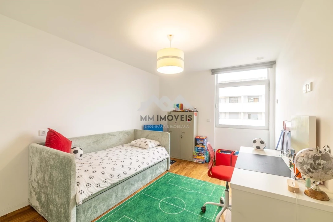 Apartamento T4 para Venda em Santa Marinha Foto 52