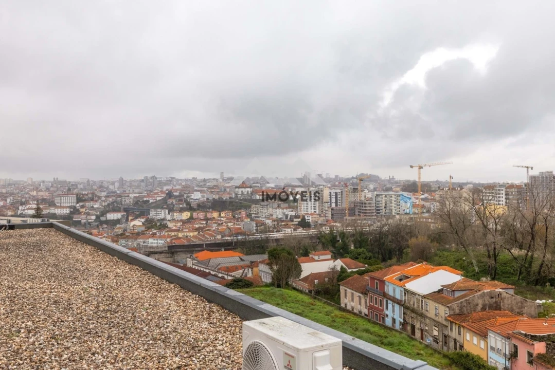 Apartamento T4 para Venda em Santa Marinha Foto 49