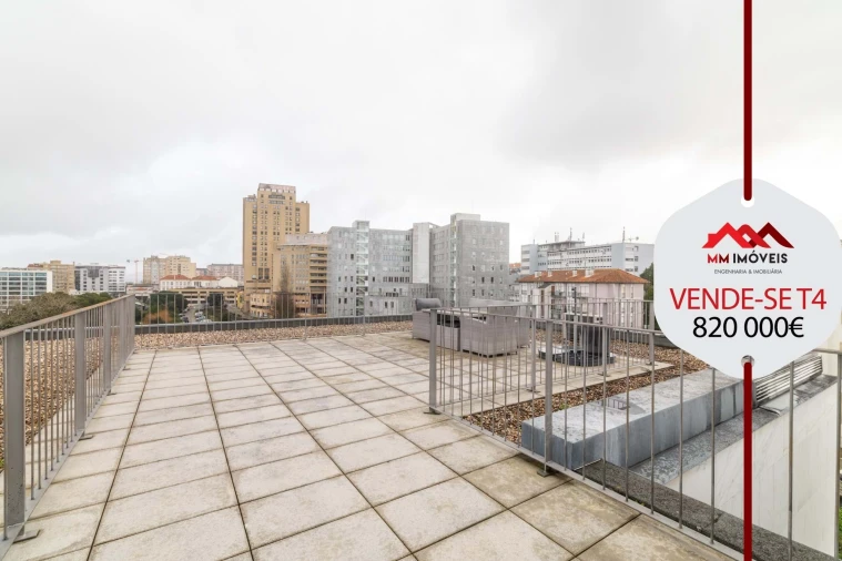 Apartamento T4 para Venda em Santa Marinha Foto 1