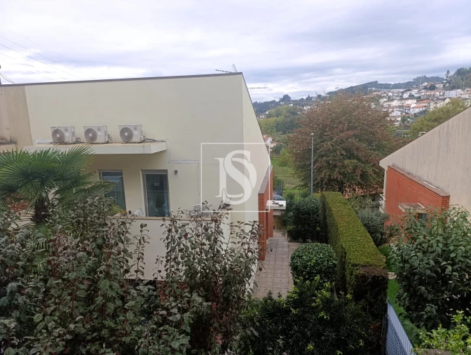 Moradia T3 para Venda em Aldão Foto 5