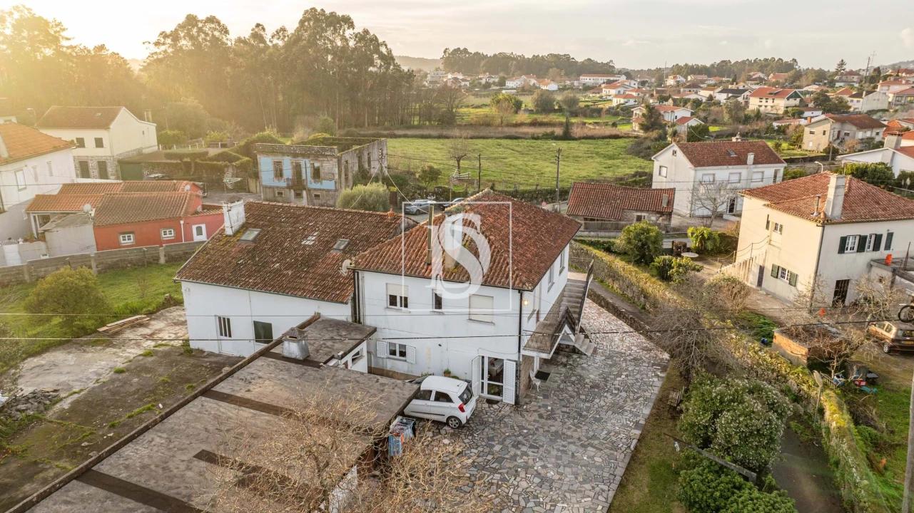 Moradia T4 para Venda em Alvarães Foto 25