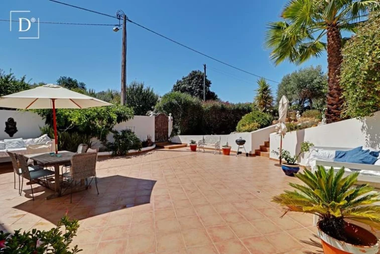 Moradia T5 para Venda em Albufeira e Olhos de Água Foto 5