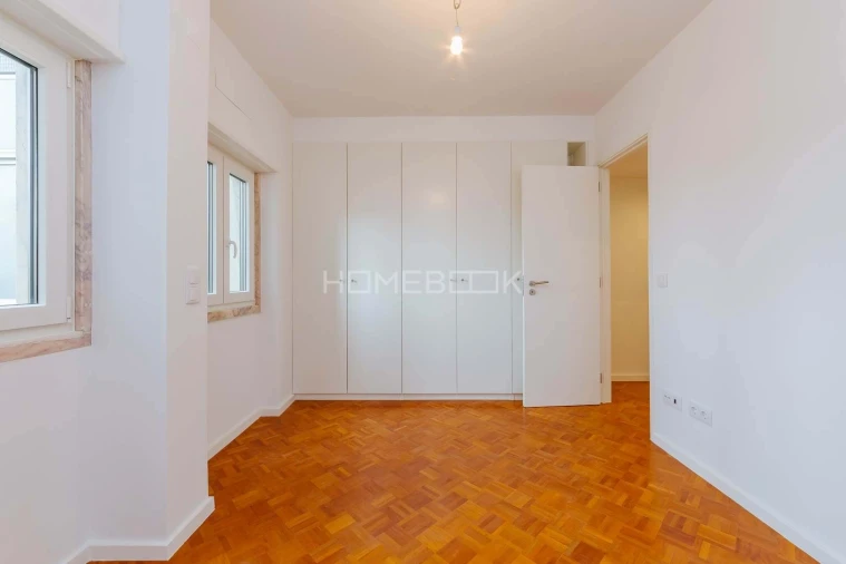 Apartamento T2 para Arrendamento em Avenidas Novas Foto 21