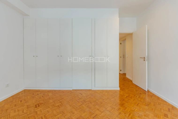 Apartamento T2 para Arrendamento em Avenidas Novas Foto 15