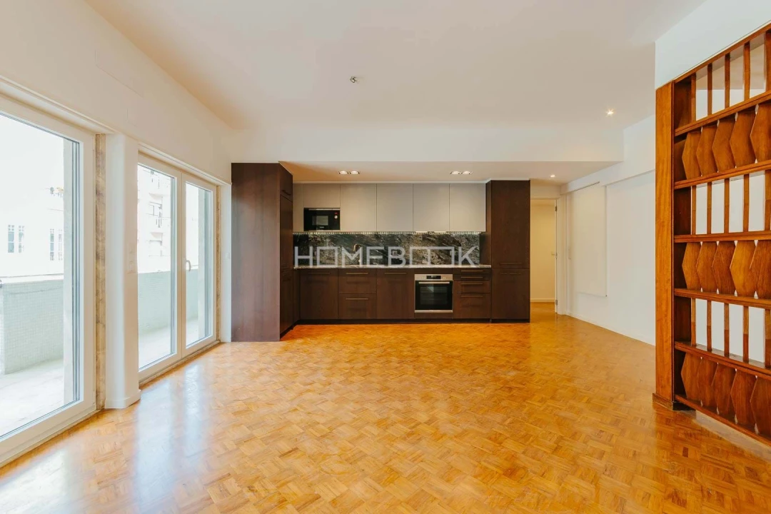 Apartamento T2 para Arrendamento em Avenidas Novas Foto 6