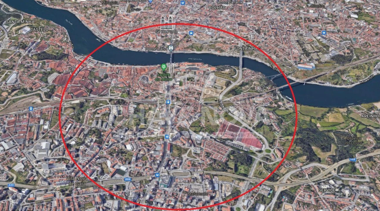 Terreno P/ Prédio para Venda em Arcozelo Foto 2