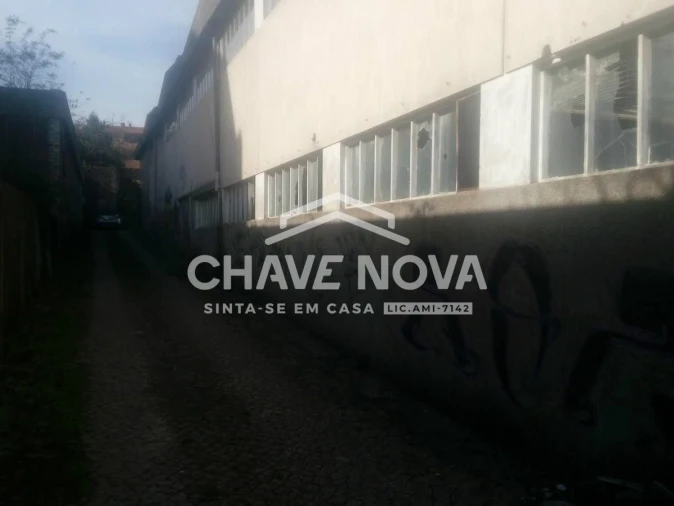 Terreno P/ Prédio para Venda em Arcozelo Foto 8