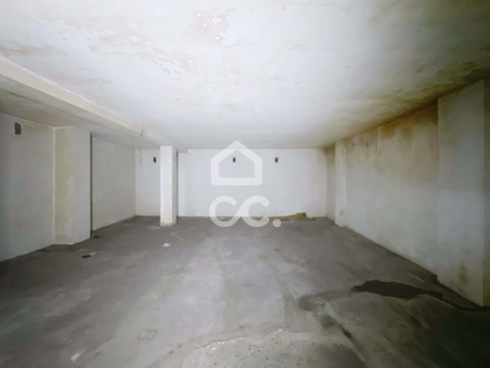 Garagem para Arrendamento em Santa Maria Maior Foto 1