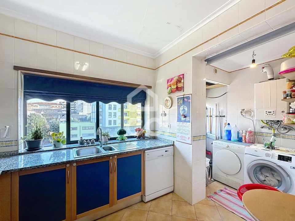 Apartamento T3 para Venda em Santa Maria Maior Foto 7