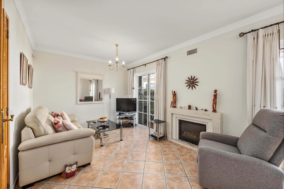 Moradia T3 para Venda em Paderne Foto 3