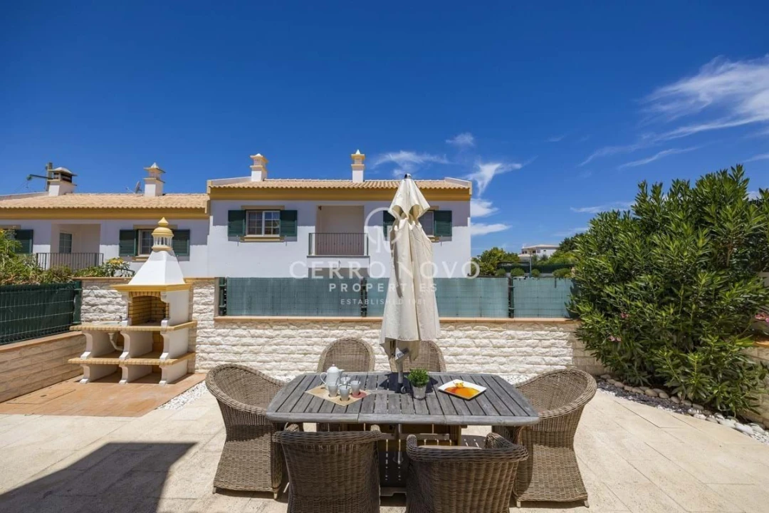 Moradia T3 para Venda em Paderne Foto 16