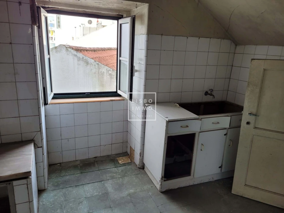 Moradia T4 para Venda em Misericórdia Foto 21