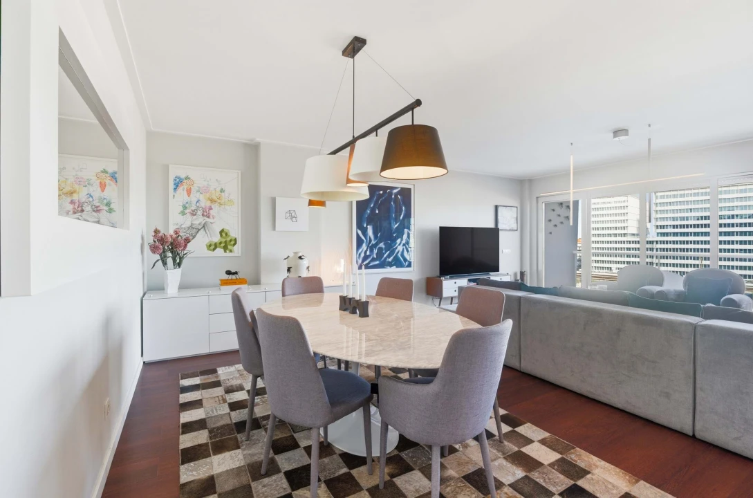 Apartamento T4 para Venda em Parque das Nações Foto 10