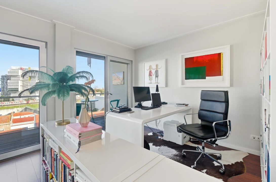 Apartamento T4 para Venda em Parque das Nações Foto 12